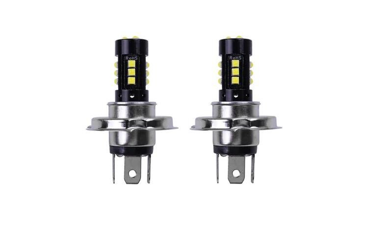 Set 2 Becuri auto H4 Bricomall cu doua faze 15 LED SMD putere 80W temperatura 6000K BM-15H4