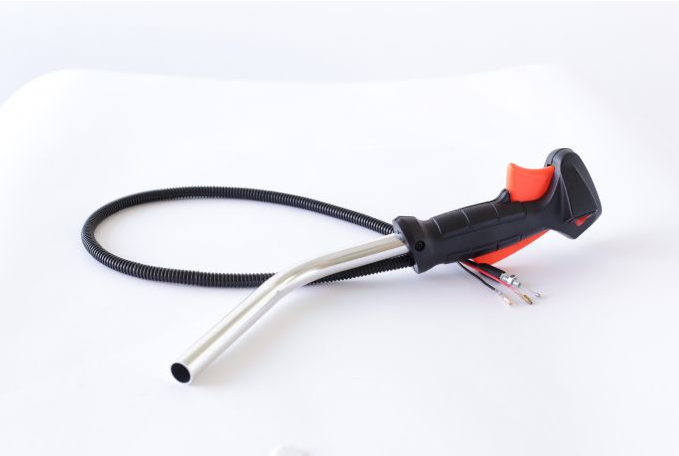 Maner acceleratie pentru motocoasa