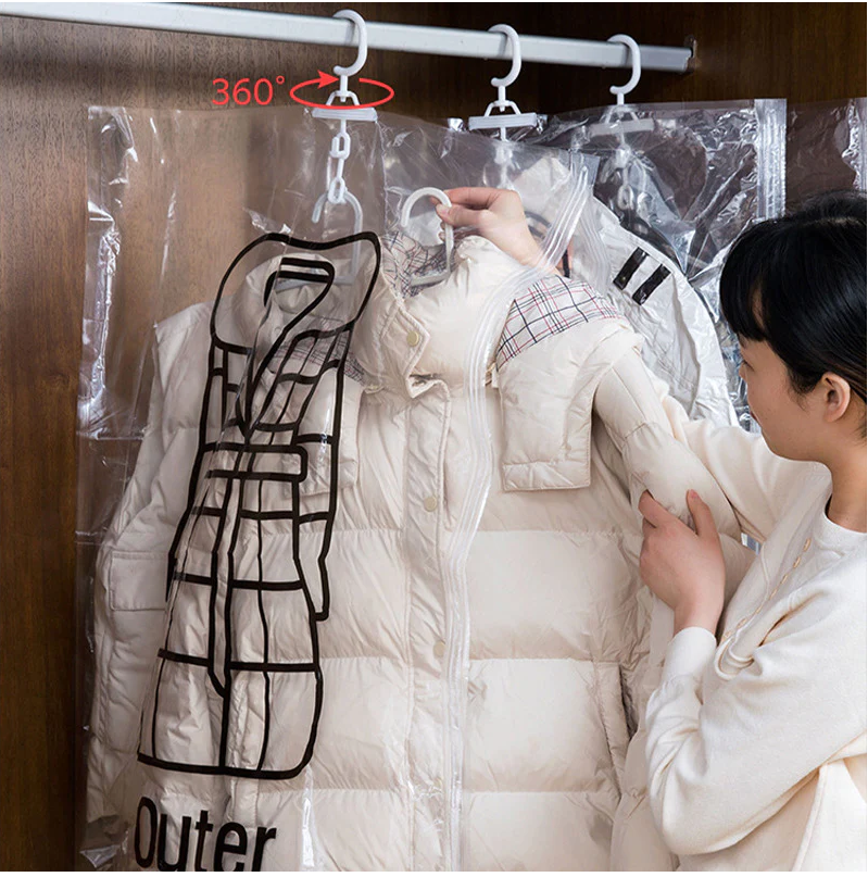 Set 10 saci de vidat pentru imbracaminte, cu agatatoare