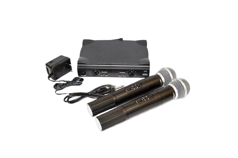 Set doua microfoane wireless profesionale, valiza transport, Jack de 6.3mm, adaptor alimentare 220V BricoMall BM-MCRFS5