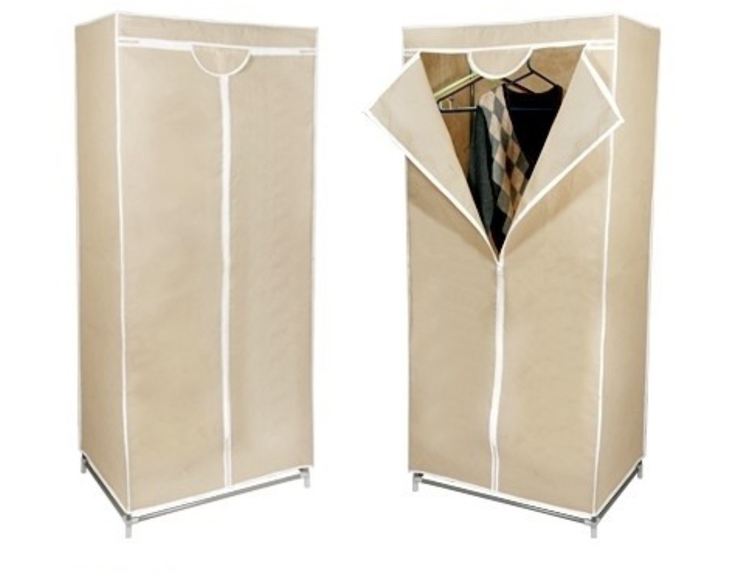 Dulap textil pentru haine, cu husa de protectie